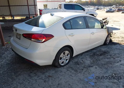 2017 Kia Forte Lx из США, поврежденный, VIN 3KPFK4A76HE063288